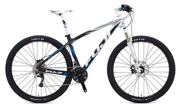 Modelo 400671 BICICLETA R.29 FUJI SLM 3.0 CARBON 2012