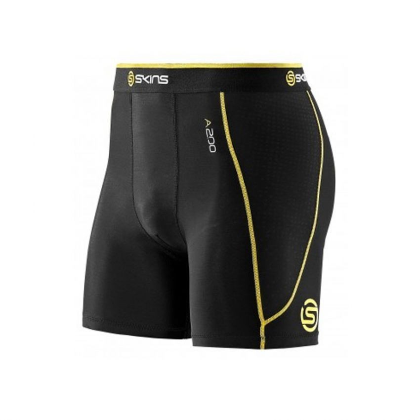 Shorts de compresión SKINS A200 Mediano-Negro con Amarillo