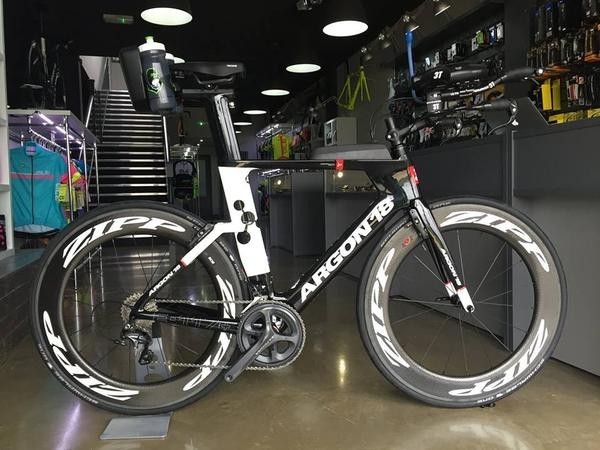 Bicicleta de Triatlón Argon 18 E-117 TRI y  (Ultegra)